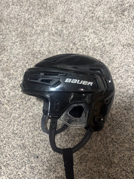 Like New Medium Bauer Re-Akt 150 Helmet Pro Stock (Used)