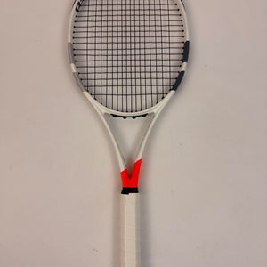 Babolat Pure Strike 16x19 2017, 4 3/8 Excellent 9.5/10