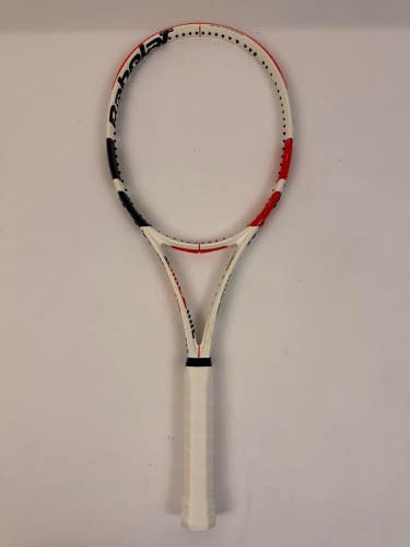 Babolat Pure Strike 18x20 2020, 4 3/8 SMALL CRACK