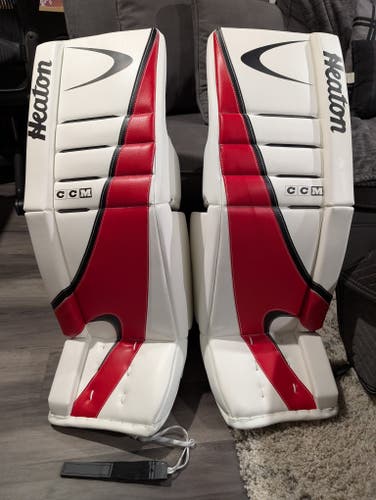 CCM Eflex 7.9 Heaton Goalie Leg Pads