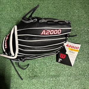 2024 Wilson A2000 P12 LH Infield Fastpitch basket pocket Glove 12" Brand New