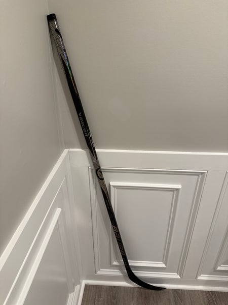 Senior Bauer Proto2 right Handed Hockey Stick P28 (New) 70 flex