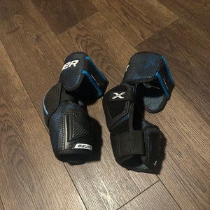 Intermediate Large Bauer Bauer X Elbow Pads Like new