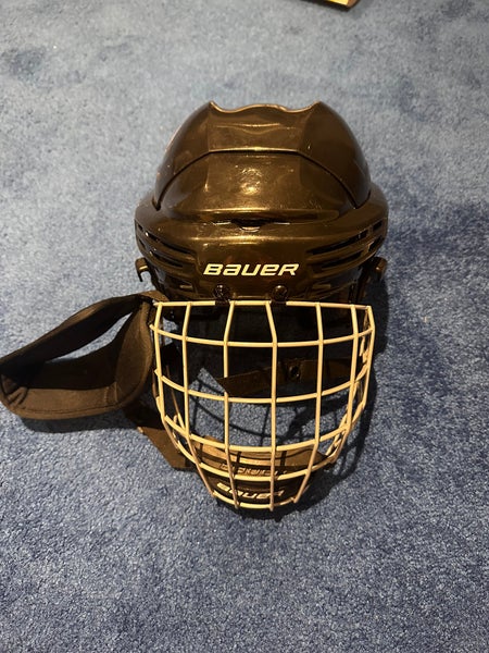 Small Bauer Helmet (Used)