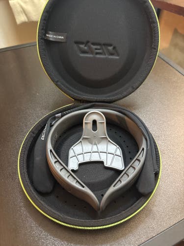 Q Collar Size 16 UNUSED