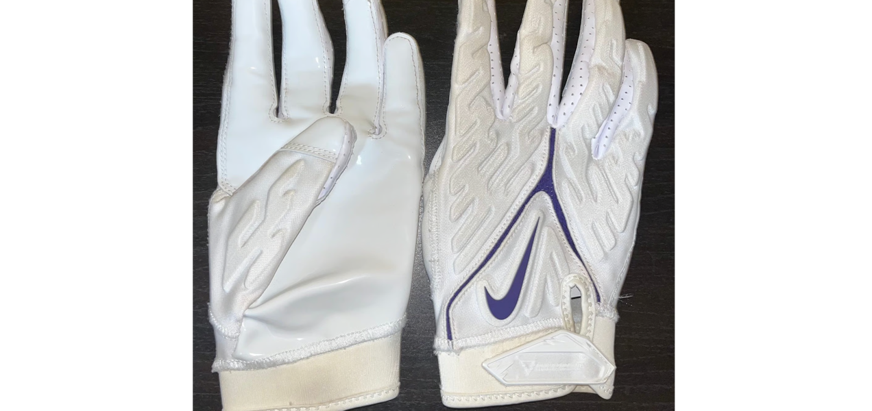 White Large Adult Nike Superbad 6.0 Gloves (Used)