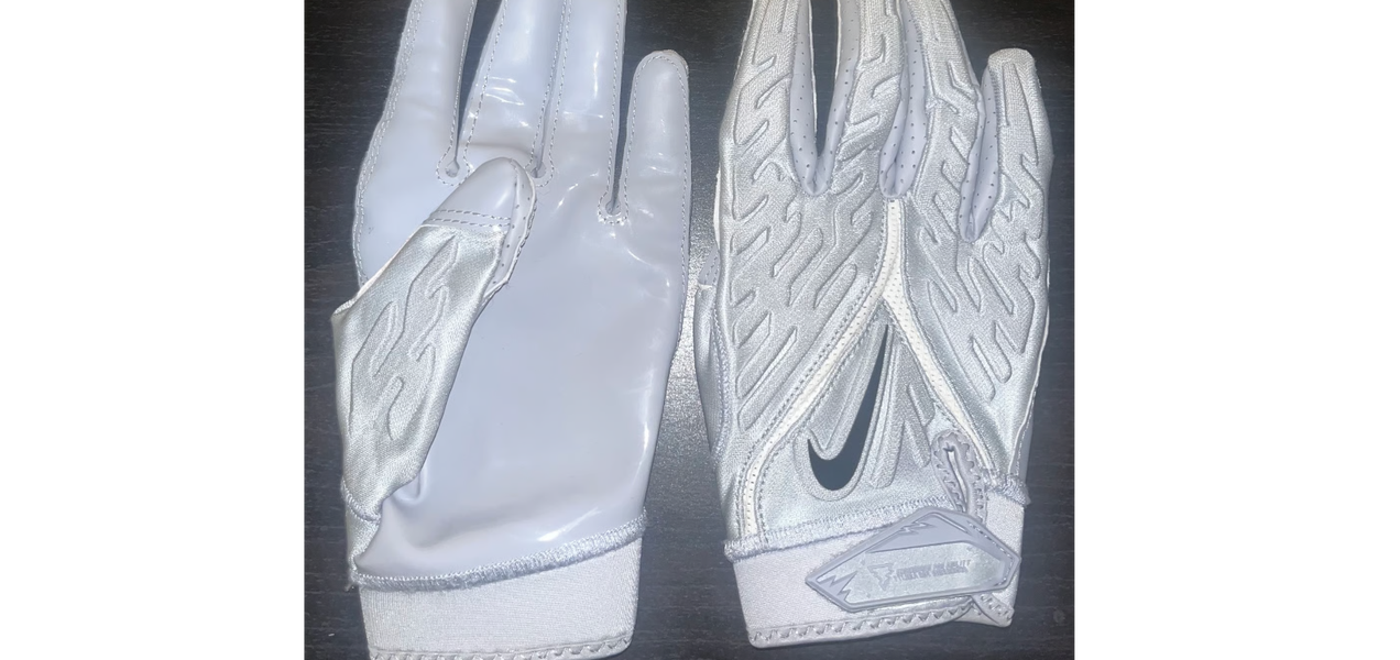 Gray XL Adult Nike Superbad 6.0 Gloves (New)