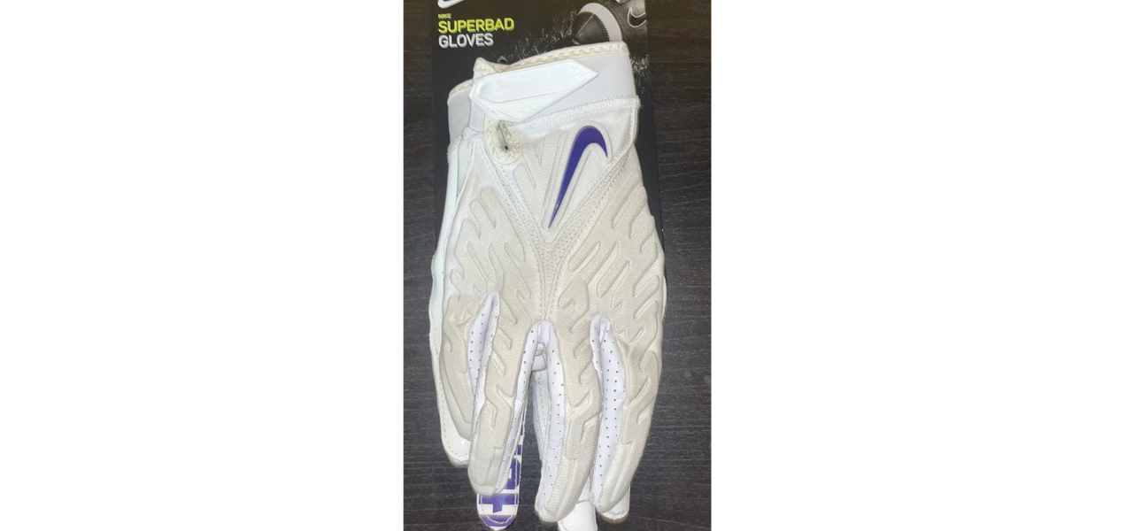 White XL Adult Nike Superbad 6.0 Gloves (Used)
