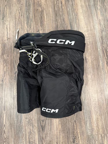 Senior XL CCM Tacks XF Pro Hockey Pants (Used)