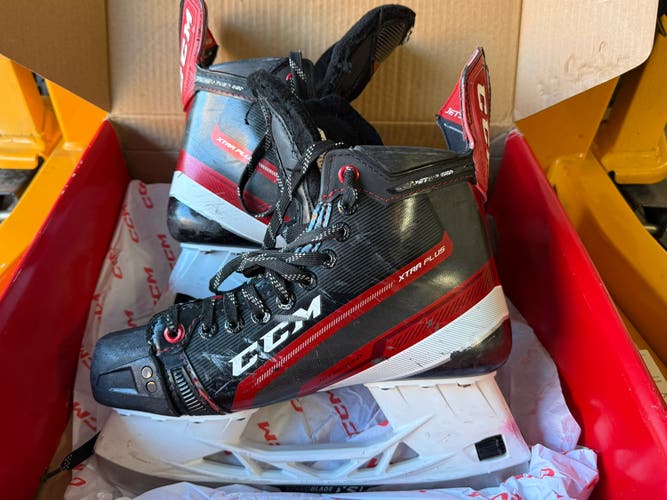 CCM  Size 7 JetSpeed Xtra Plus Hockey Skates