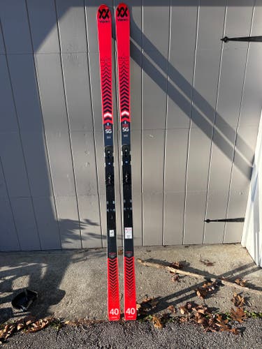 Unisex 2023 Volkl 208 cm Racing Racetiger SG- super GS Without Bindings (Used)