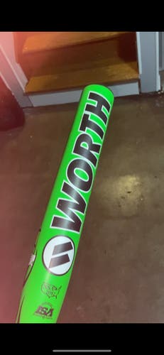 Worth Bedlam Bat (-8) 26 oz 34" (Used)