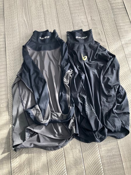 Youth Medium Bauer Neck Guard Shirts