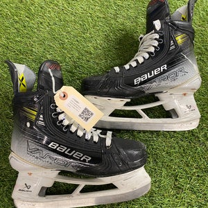 Bauer Vapor Hyperlite 2 Hockey | Intermediate 4 (Fit 3)