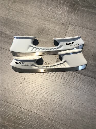 Bauer TUUK Custom + 263 mm (New)