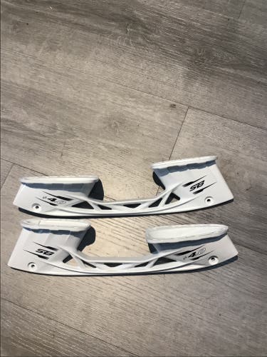 CCM Sb 4.0 295 mm (New)