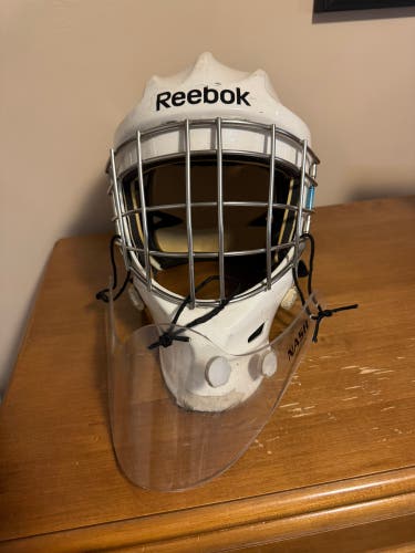 Senior Large Reebok 7K Goalie Mask (Used)