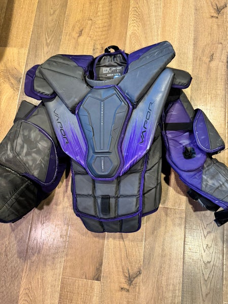 Large Bauer Vapor Hyperlite 2 Goalie Chest Protector (Used)