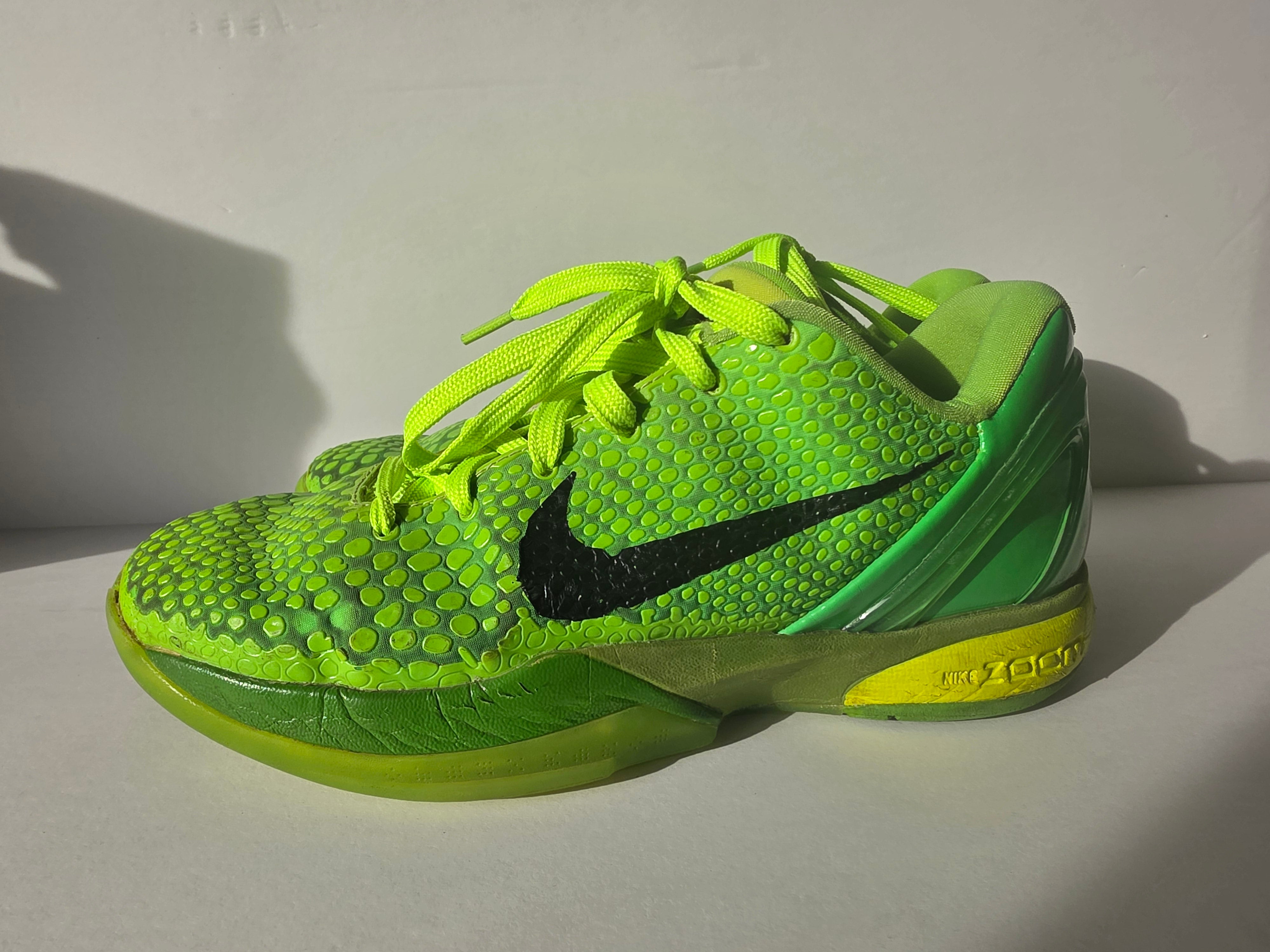 original kobe grinch