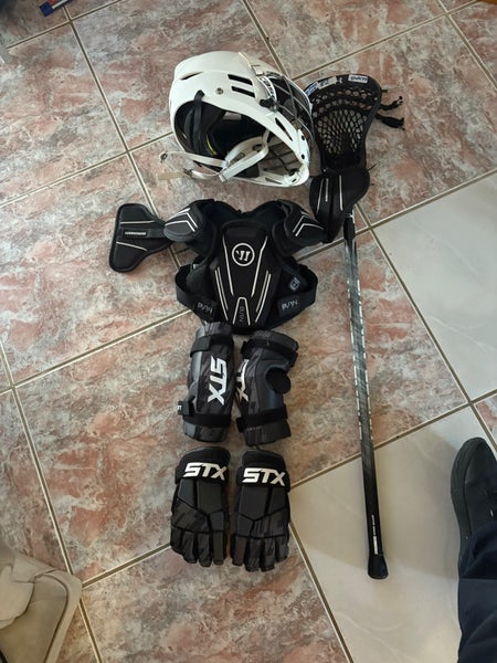 Youth STX Starter Kit (Used) lacrosse equipment full set up . Meets nocsae youth small