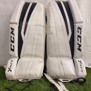 White 22" Youth CCM YTFlex Goalie Leg Pads (Used)