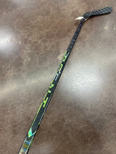 Senior Bauer AG5NT Hockey Stick Right Handed P92 70 Flex (Used)