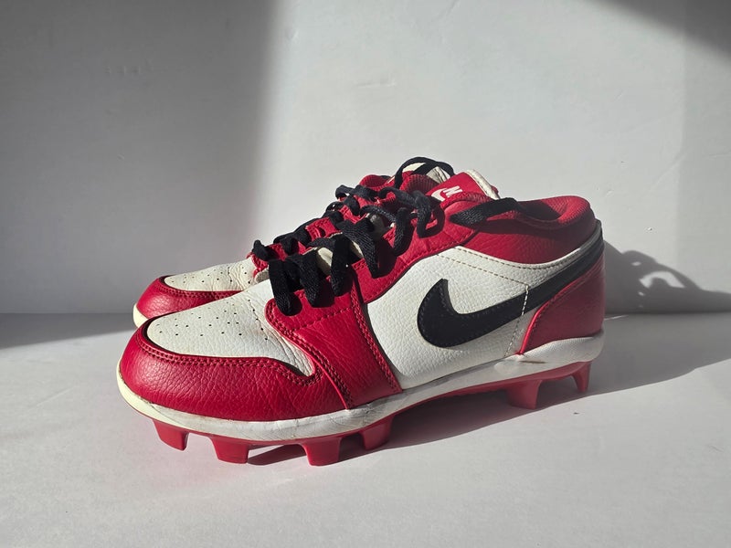 Nike Air Jordan 1 Low Molded cleats