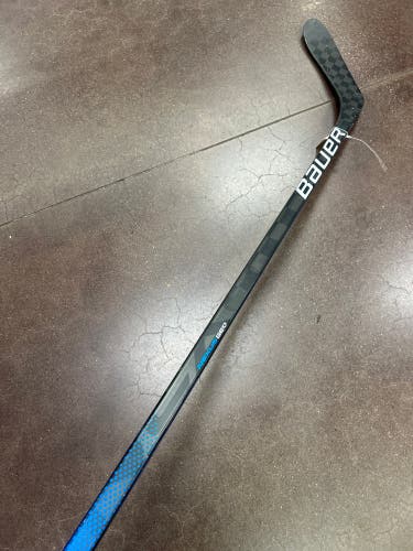 Junior Bauer Nexus Geo Hockey Stick Left Hand P28 50 Flex (Used)