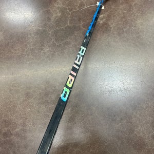 Senior Bauer Nexus Sync Hockey Stick Right Handed P28 77 Flex (Used)