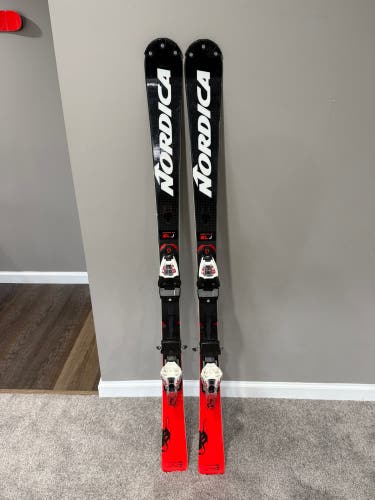 Nordica Dobermann SLJ Skis Marker Bindings