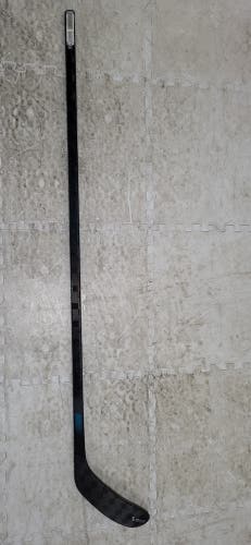 Intermediate CCM Right Handed Hockey Stick P28 55 Flex (New)