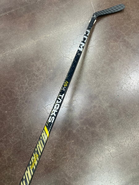 Senior CCM Tacks AS-VI Hockey Stick Right Handed P29 80 Flex (Used)
