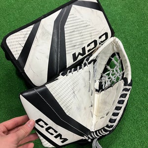 Yth CCM YTFLEX Goalie Glove & Blocker Set Regular (Used)