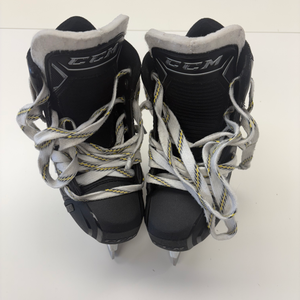 CCM Super Tacks 9370 Hockey Goalie Skates Regular Width Size 2 (Used)