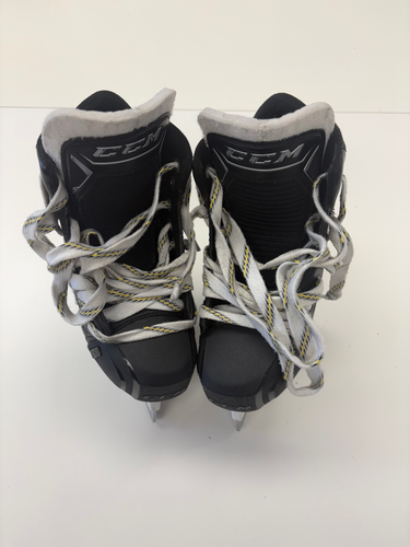 CCM Super Tacks 9370 Hockey Goalie Skates Regular Width Size 2 (Used)