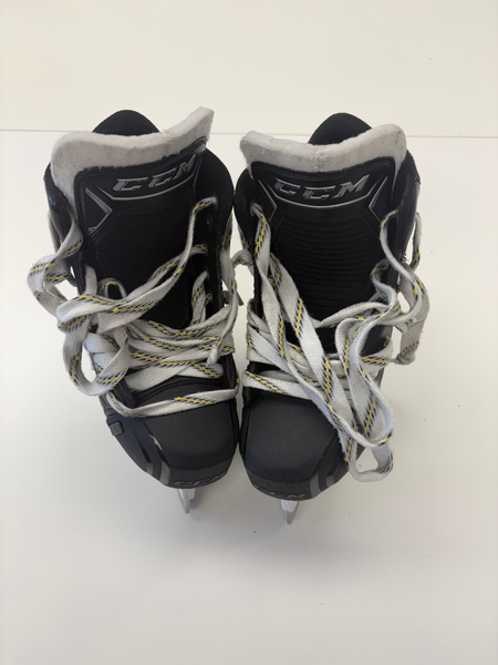 CCM Super Tacks 9370 Hockey Goalie Skates Regular Width Size 2 (Used)