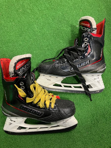 Intermediate Bauer S21 Vapor Velocity Hockey Skates 6 | Fit 2 (Used)