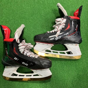 Intermediate Bauer Vapor 3X Pro Hockey Skates 6 Fit 3 (Used)