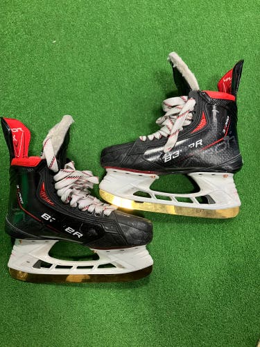 Intermediate Bauer Vapor 3X Pro Hockey Skates 6 Fit 3 (Used)
