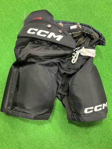 Junior Medium CCM Tacks AS 580 Hockey Pants (Used)