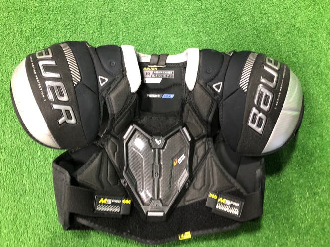 Junior Medium Bauer Supreme M5 Pro Shoulder Pads (Used)
