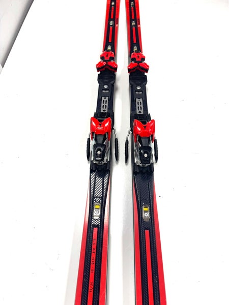 Atomic Redster SG 213 cm Skis With Bindings (Used)
