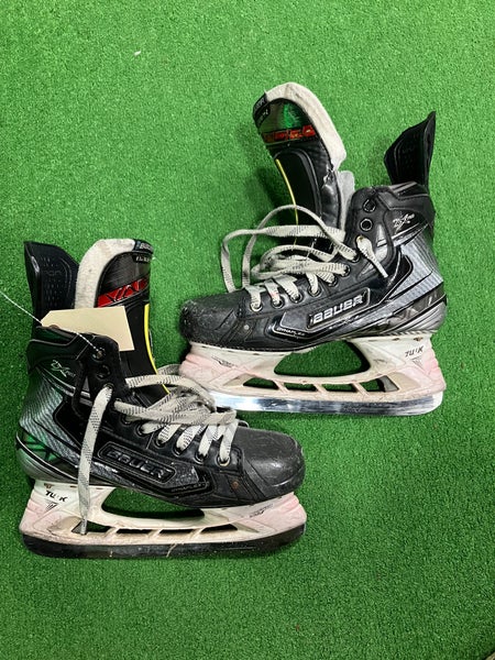 Senior Bauer Vapor 2X Pro Hockey Skates Size 6 (Used)