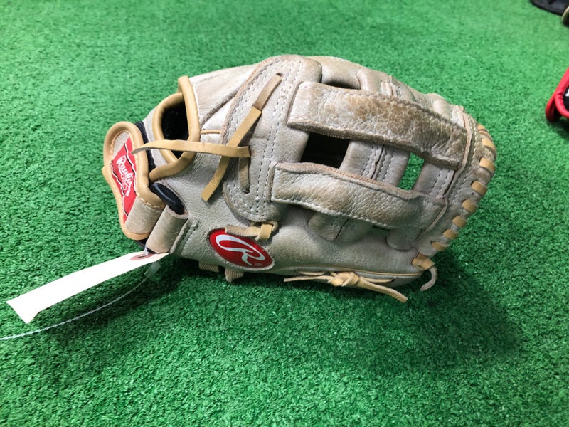 Rawlings RH Outfield Baseball Glove 10.5" (Used)