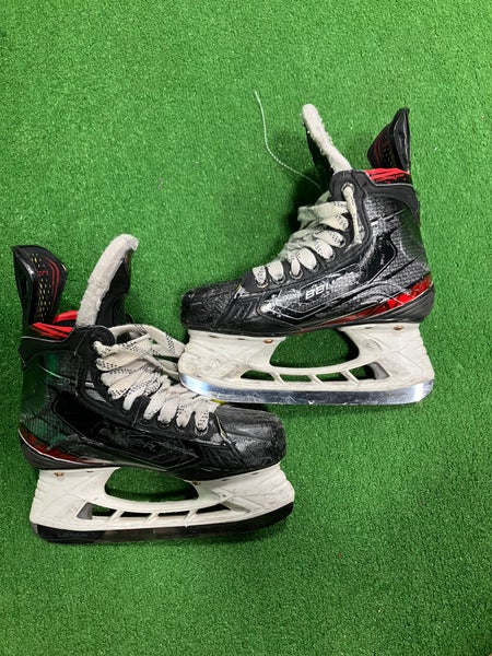 Junior Bauer Vapor 2X Hockey Skates Regular Width Size 2 (Used)