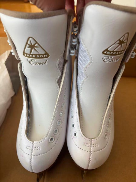 Jackson Mark II Skates – 90% New