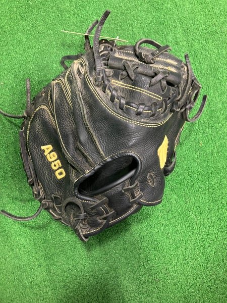 Black Wilson A950 RH Catcher's Baseball Glove 34" (Used)