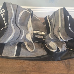 Grey and black Sherwood Rekker Junior (34") Wheeled Carry Bag (Used)