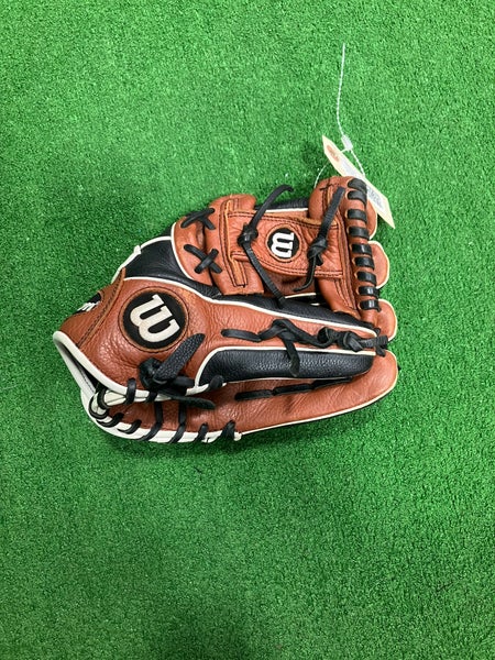 Wilson A550 RH Infield Baseball Glove 11.5" (Used)