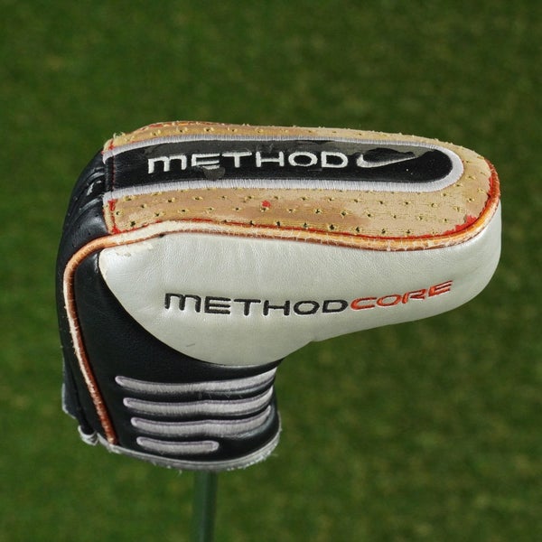 NIKE METHOD CORE BLADE PUTTER HEADCOVER MAGNETIC, READ AND LOOK ~ RARE!!